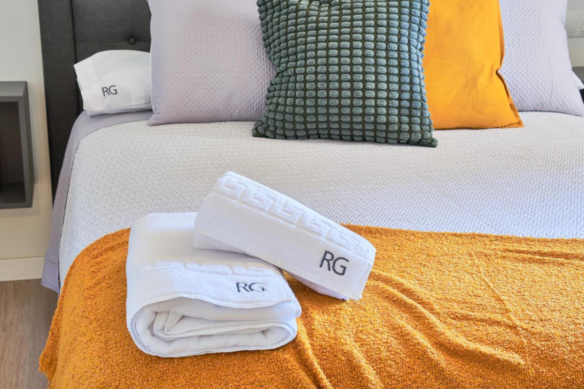 Rg Duque De Aveiro Hotel Malaga Exterior photo